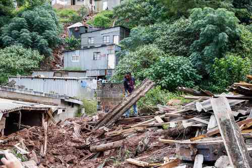 inondations-devastatrices-en-afrique-du-sud