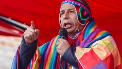 Photo de Le Congrès du Pérou approuve une motion non contraignante demandant au président de démissionner